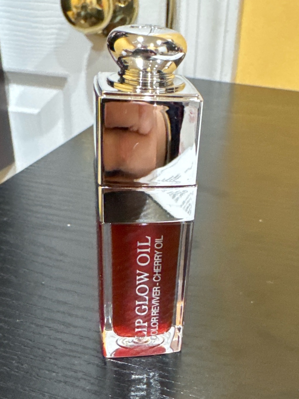 Dior Addicy Lip Glow Oil - Cherry Red Shine shade 062